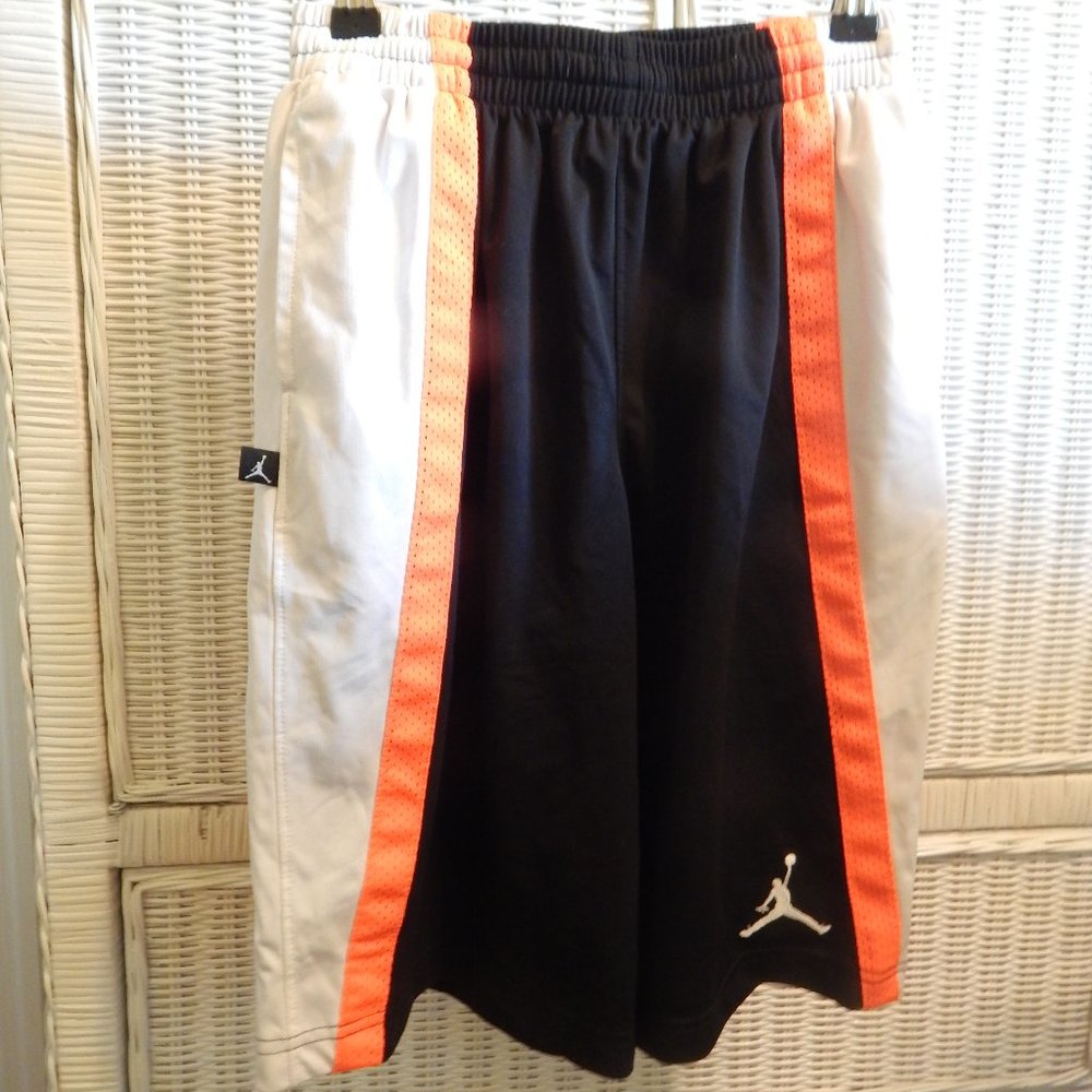 YOUTH PUMA ATHLETIC SHORTS